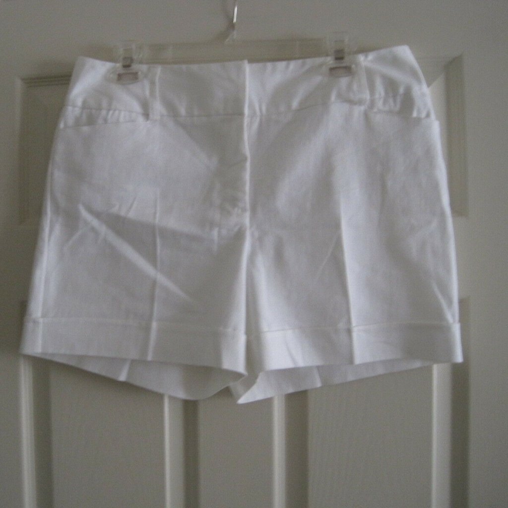 Cato White Shorts With Cuffs 14